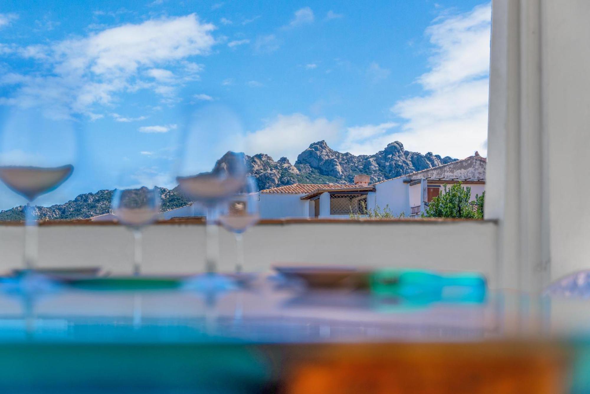 -Luxury- Torretta Con Piscina E Spiaggia A 300 Mt Liscia di Vacca Kültér fotó